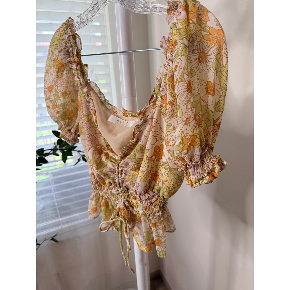 ASTR The Label Floral Puff Sleeve Ruched Crop Top Orange Yellow Green Womens M - Picture 6 of 6
